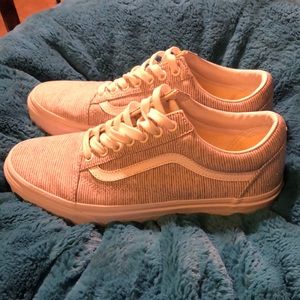 👟👟Vans size 9👟👟